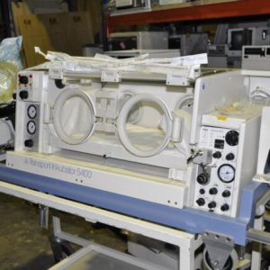 neonatal-incubators-drager-5400-768x510