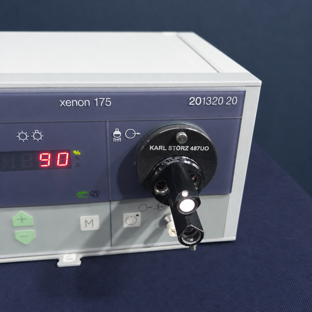 Karl Storz Xenon 175 Light Source 487UO used endoscopic surgical light source