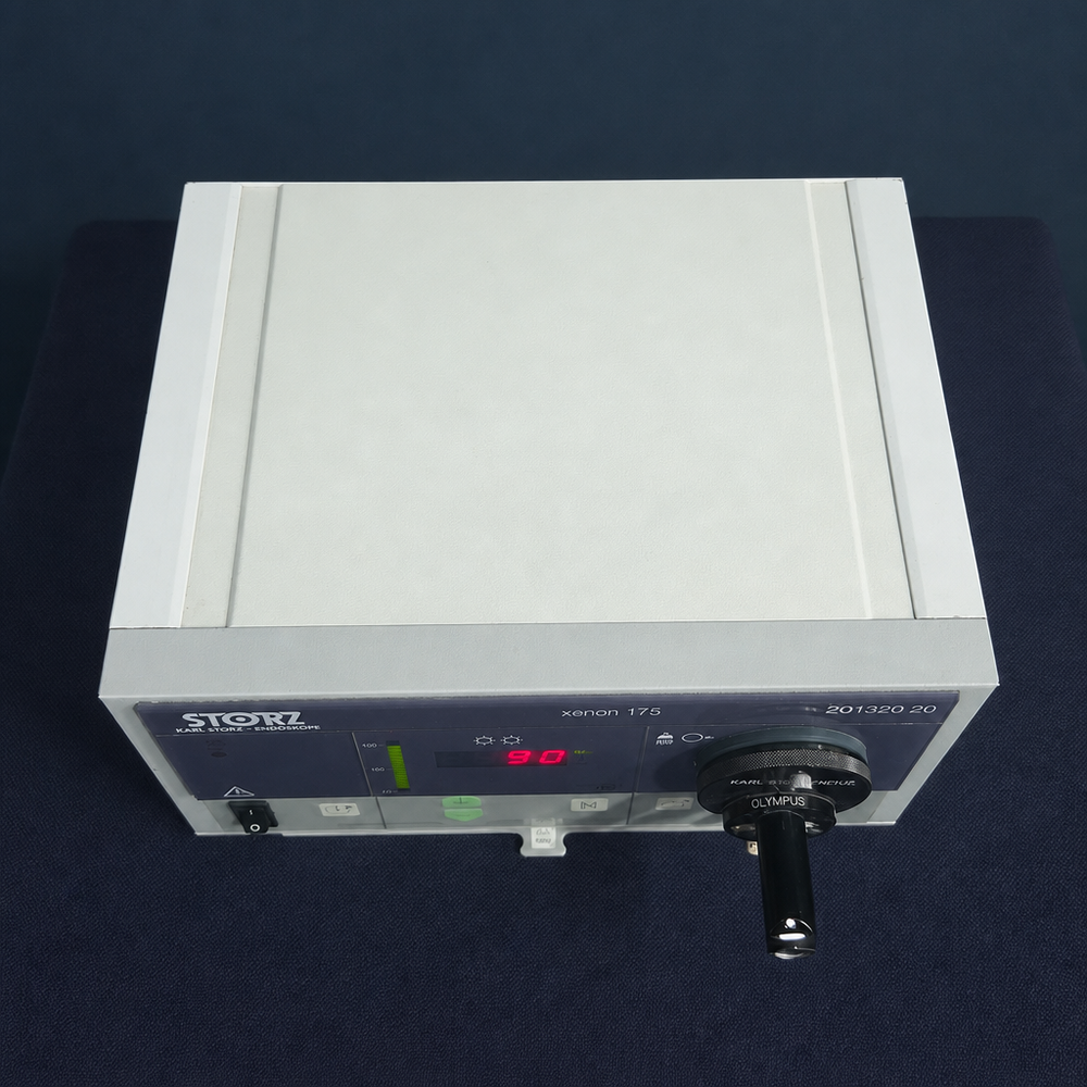 Karl Storz Xenon 175 Light Source 487UO used endoscopic surgical light source